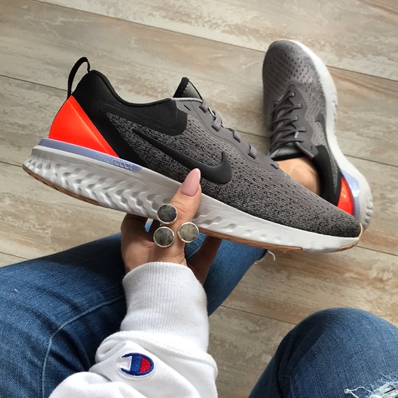 NWT Nike odyssey react grey - Picture 2 of 7